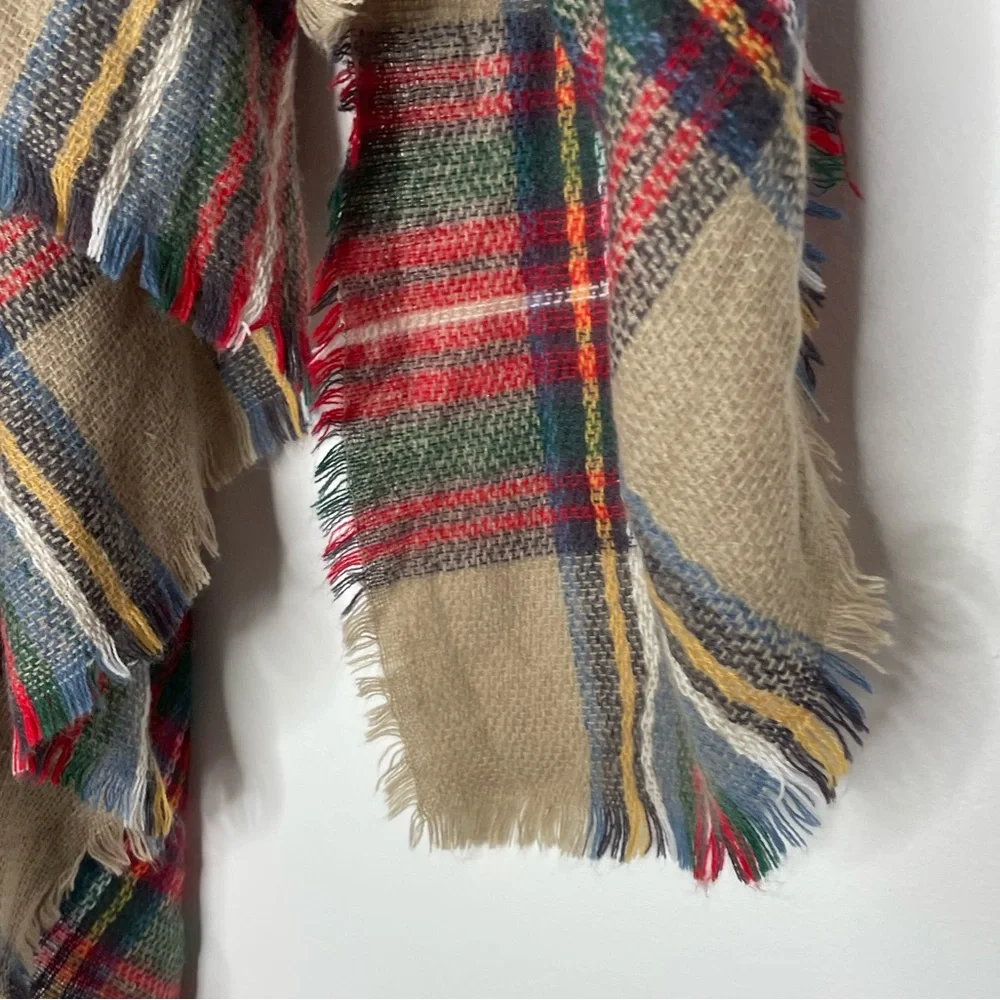 Vintage plaid multicolor blanket scarf fringe detailing perfect for Fall Winter